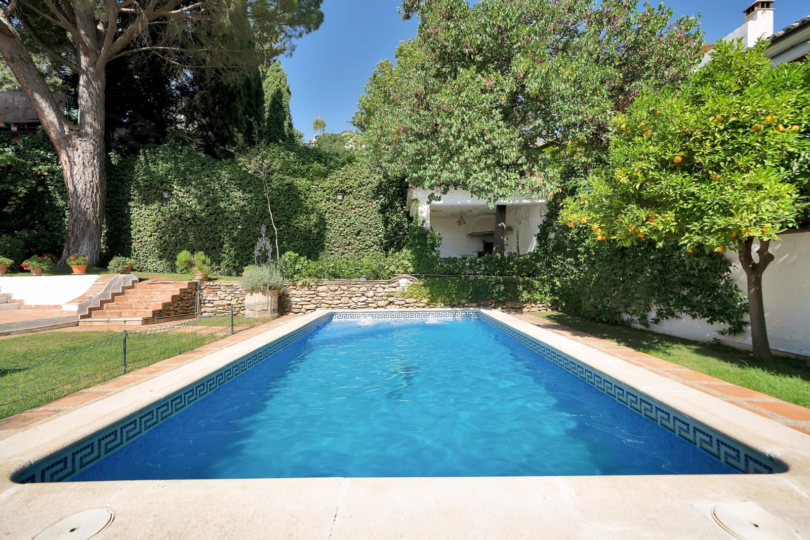 5 bedroom Villa for sale in Ronda with pool garage - € 1,160,000 (Ref: 9958131)