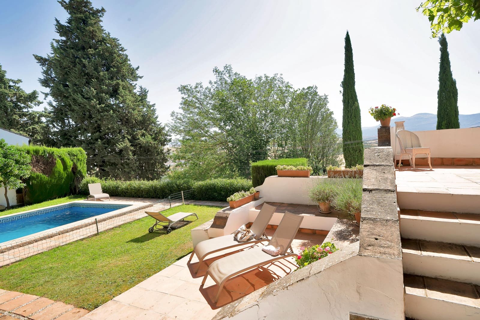 5 bedroom Villa for sale in Ronda with pool garage - € 1,160,000 (Ref: 9958131)