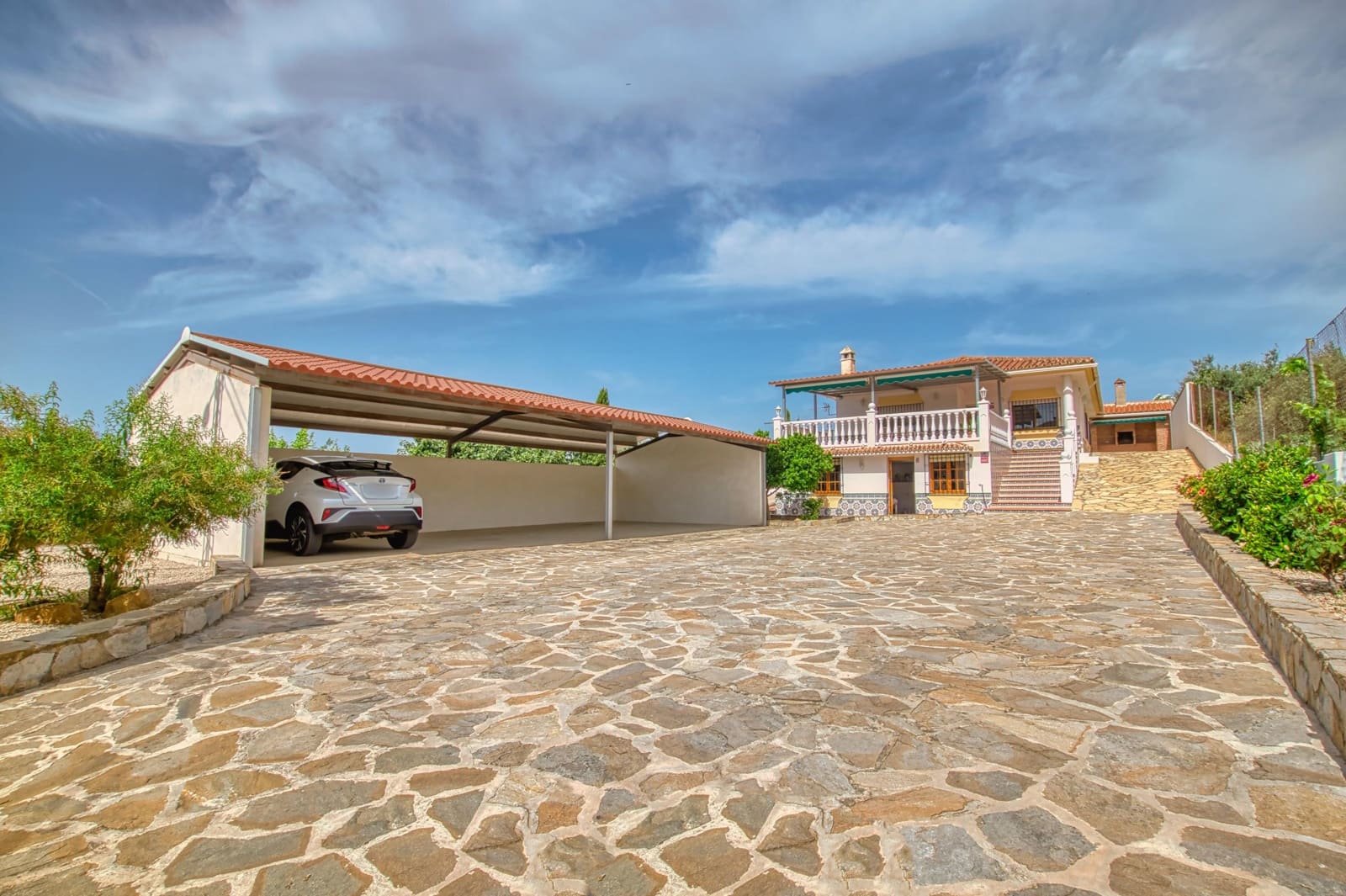 4 bedroom Finca/Country House for sale in Periana with pool garage - € 440,000 (Ref: 9963322)