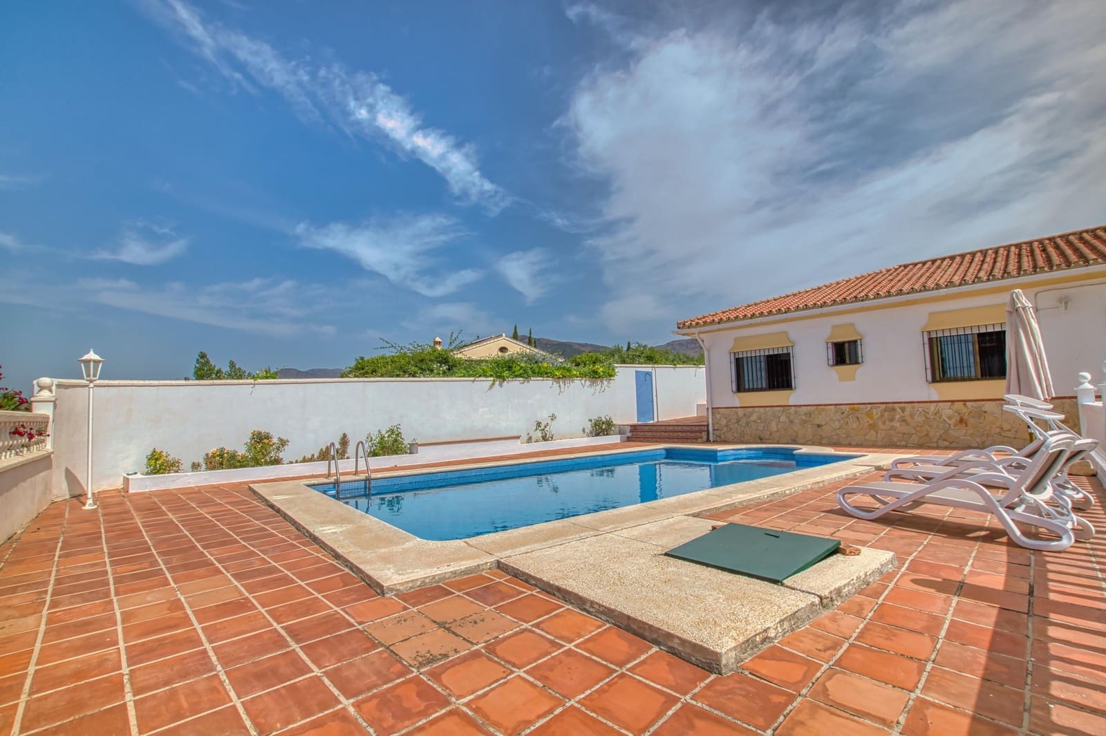 4 bedroom Finca/Country House for sale in Periana with pool garage - € 440,000 (Ref: 9963322)