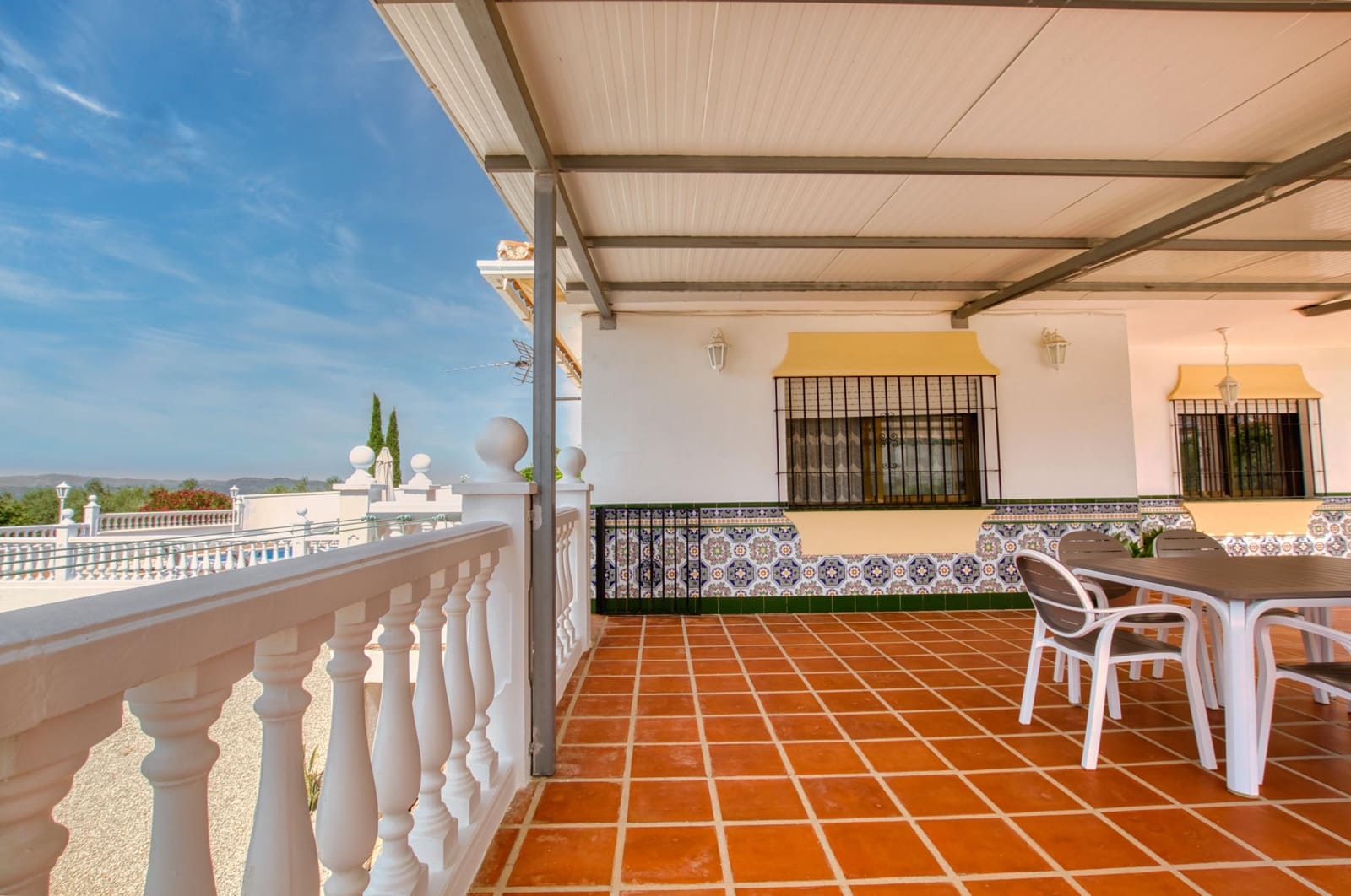 4 bedroom Finca/Country House for sale in Periana with pool garage - € 440,000 (Ref: 9963322)