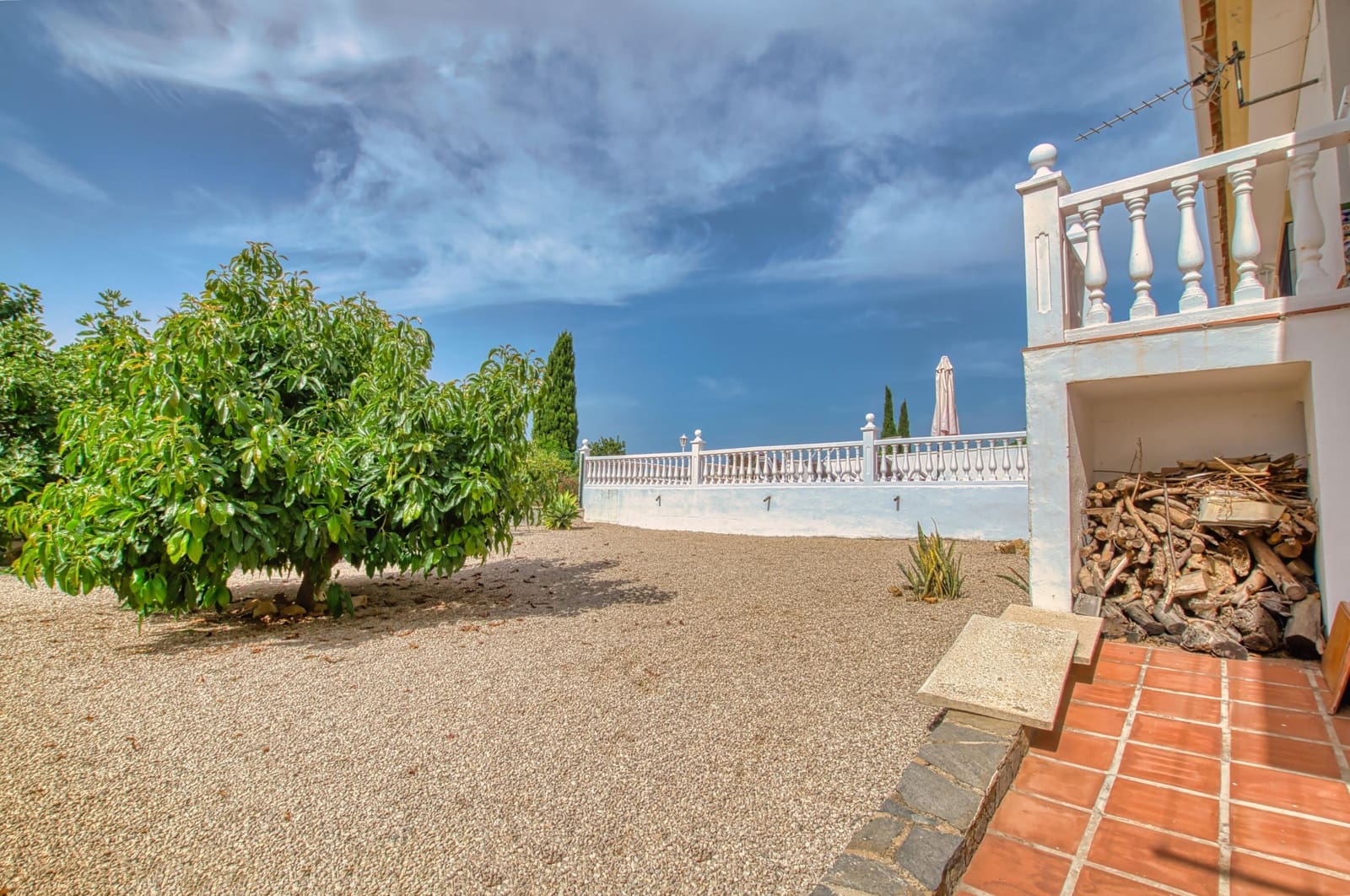 4 bedroom Finca/Country House for sale in Periana with pool garage - € 440,000 (Ref: 9963322)