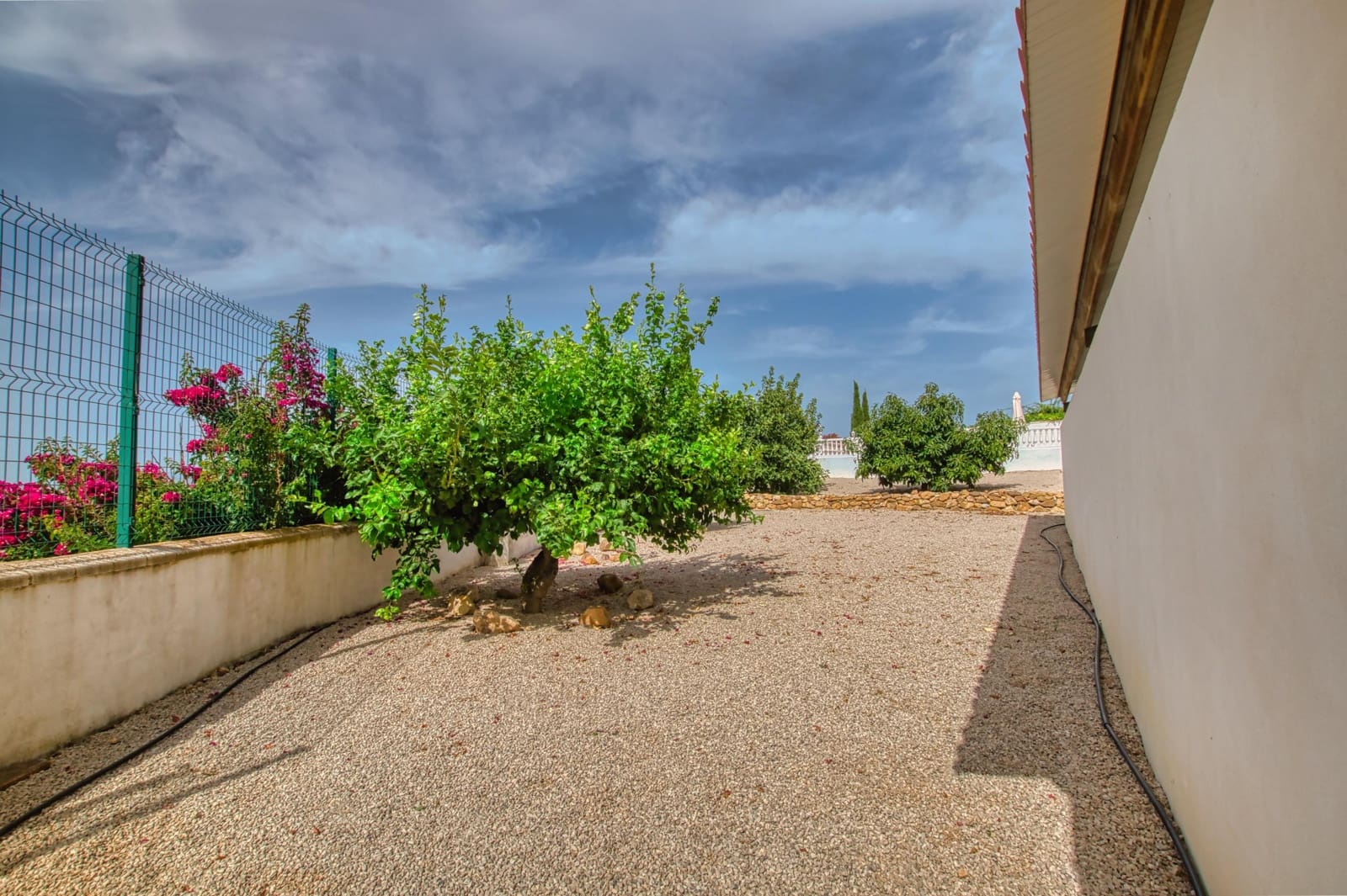4 bedroom Finca/Country House for sale in Periana with pool garage - € 440,000 (Ref: 9963322)