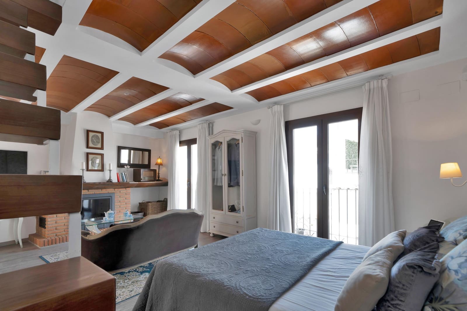 Hotel de 4 habitaciones en Marbella en venta - 3.500.000 € (Ref: 9963325)