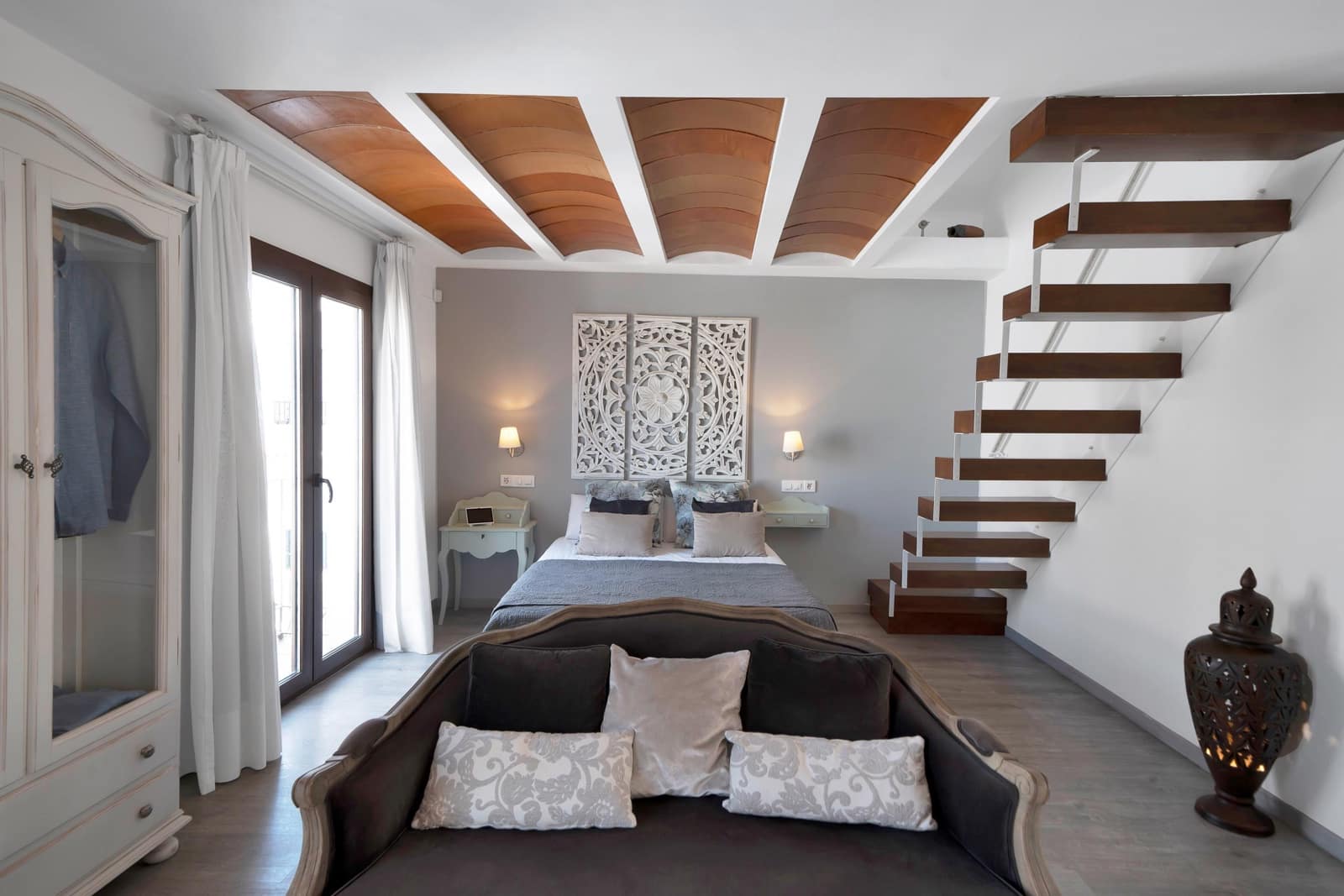 4 bedroom Hotel for sale in Marbella - € 3,500,000 (Ref: 9963325)