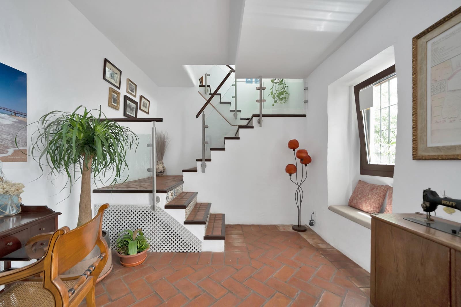 4 slaapkamer Hotel te koop in Marbella - € 3.500.000 (Ref: 9963325)