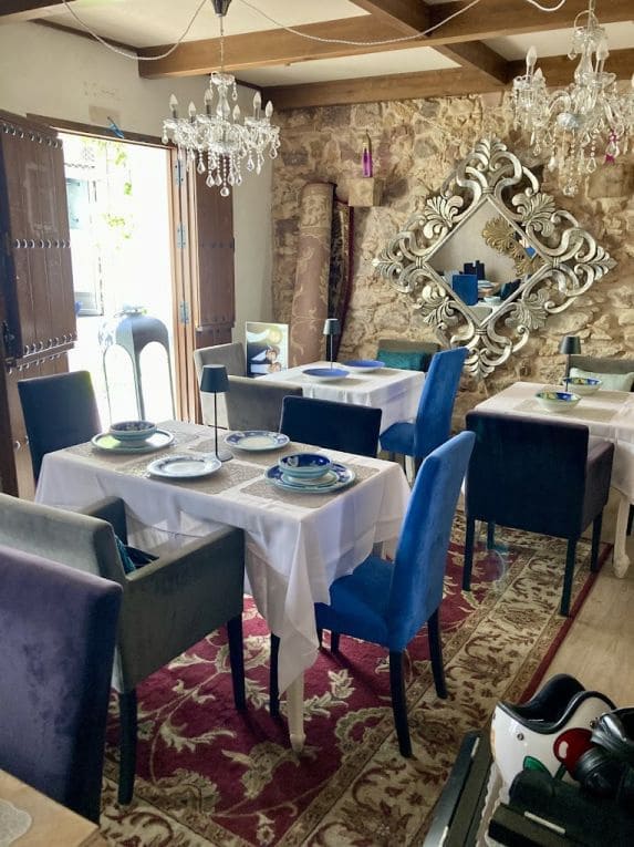 4 slaapkamer Hotel te koop in Marbella - € 3.500.000 (Ref: 9963325)