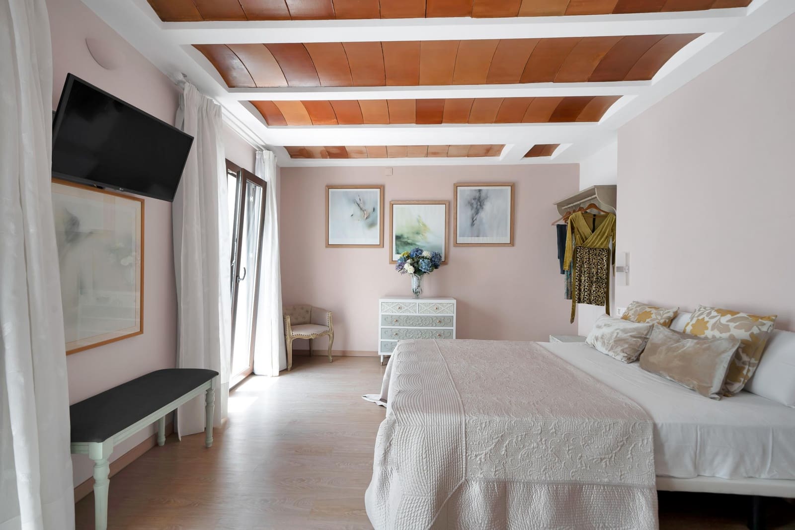 4 slaapkamer Hotel te koop in Marbella - € 3.500.000 (Ref: 9963325)