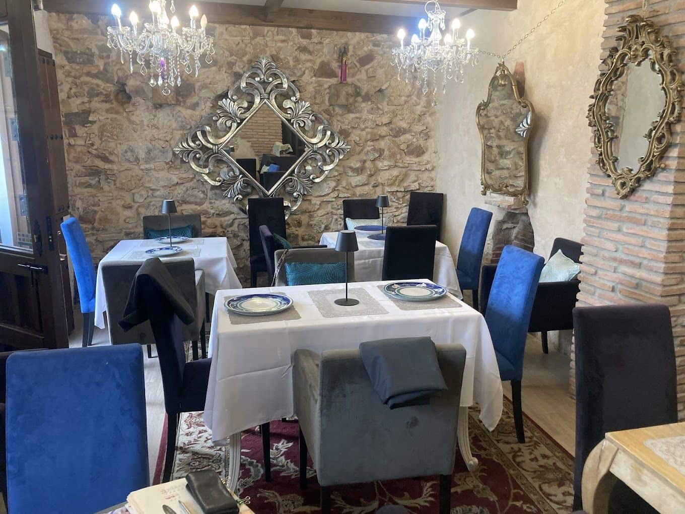 4 slaapkamer Hotel te koop in Marbella - € 3.500.000 (Ref: 9963325)