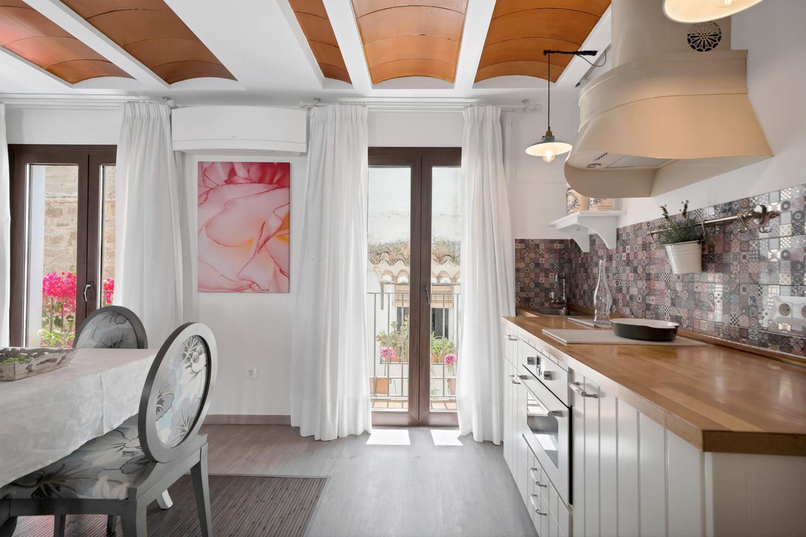 4 slaapkamer Hotel te koop in Marbella - € 3.500.000 (Ref: 9963325)