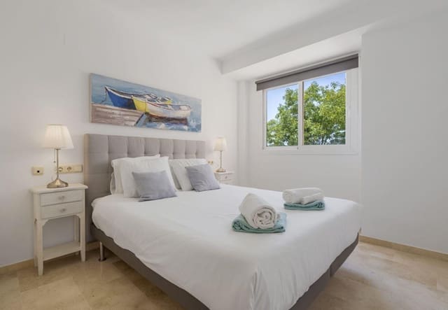 2 soverom Leilighet til leie i Santa María, Marbella med svømmebasseng garasje - € 1 900 (Ref: 9966797)