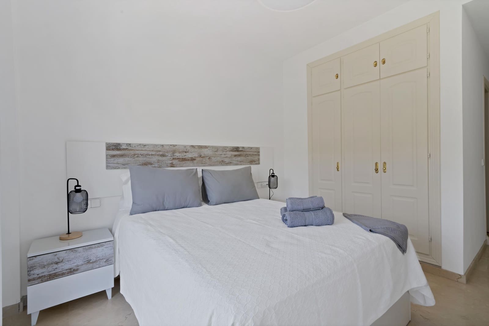 2 Zimmer Apartment zu verkaufen in Manilva mit Pool Garage - 360.000 € (Ref: 9973518)