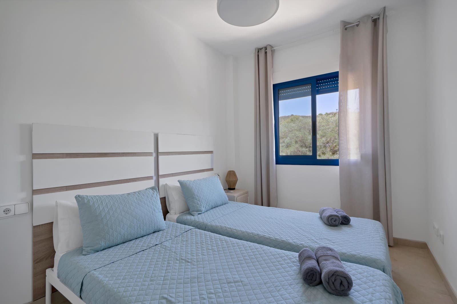 2 Zimmer Apartment zu verkaufen in Manilva mit Pool Garage - 360.000 € (Ref: 9973518)