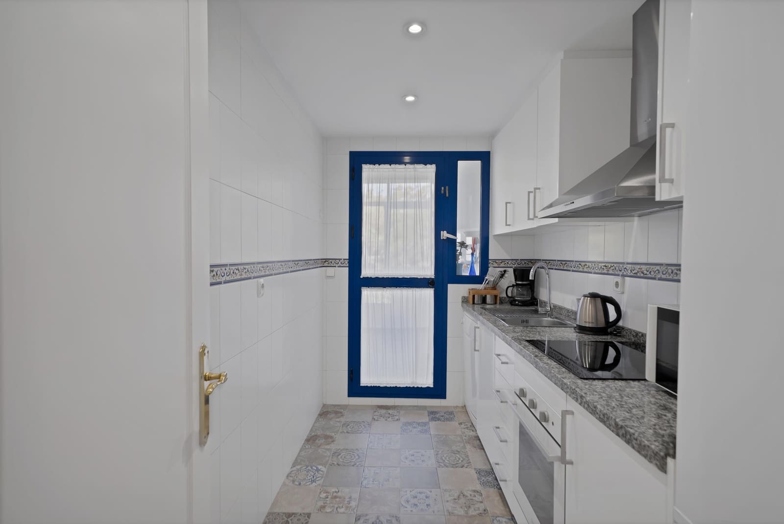2 Zimmer Apartment zu verkaufen in Manilva mit Pool Garage - 360.000 € (Ref: 9973518)
