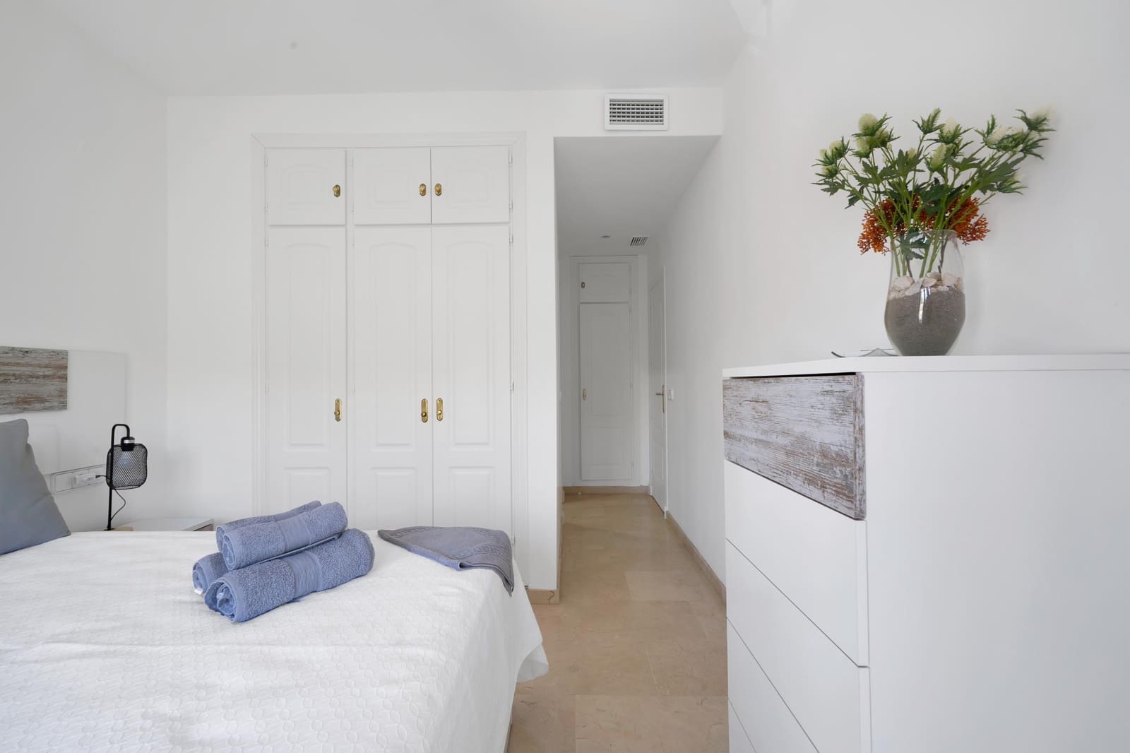 2 Zimmer Apartment zu verkaufen in Manilva mit Pool Garage - 360.000 € (Ref: 9973518)