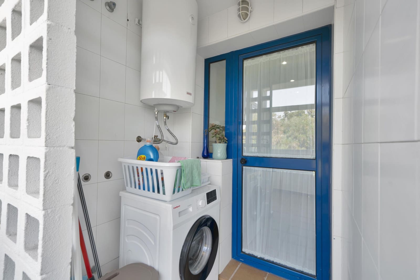 2 Zimmer Apartment zu verkaufen in Manilva mit Pool Garage - 360.000 € (Ref: 9973518)