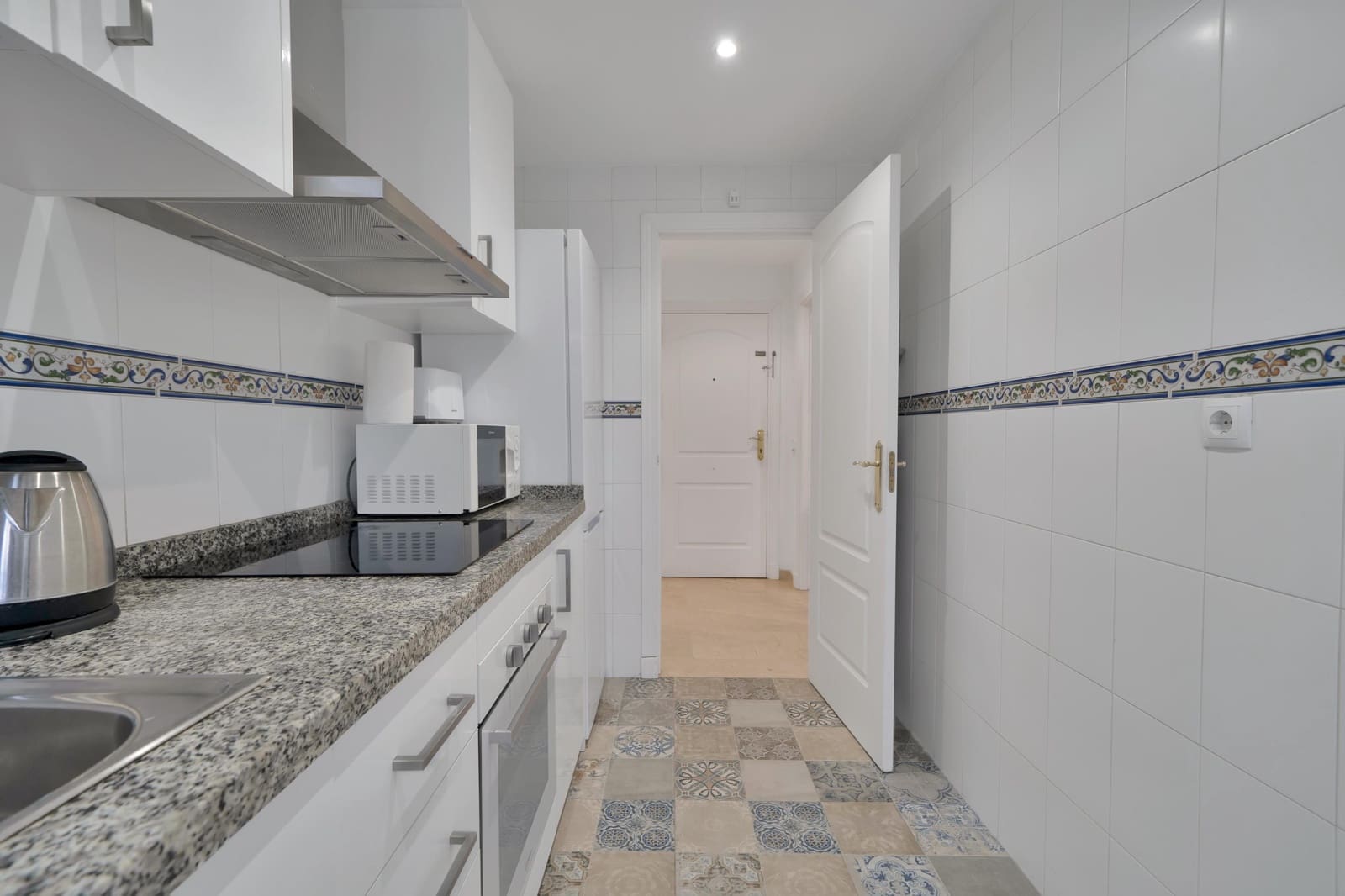 2 quarto Apartamento para venda em Manilva com piscina garagem - 360 000 € (Ref: 9973518)