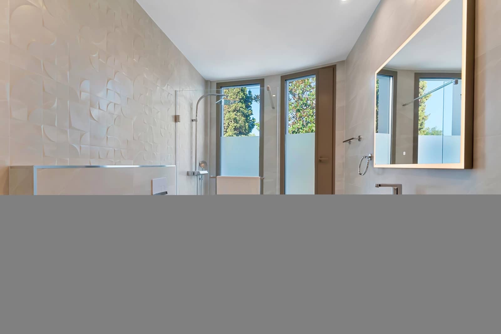 6 bedroom Villa for sale in Guadalmina with pool - € 8,950,000 (Ref: 9977481)