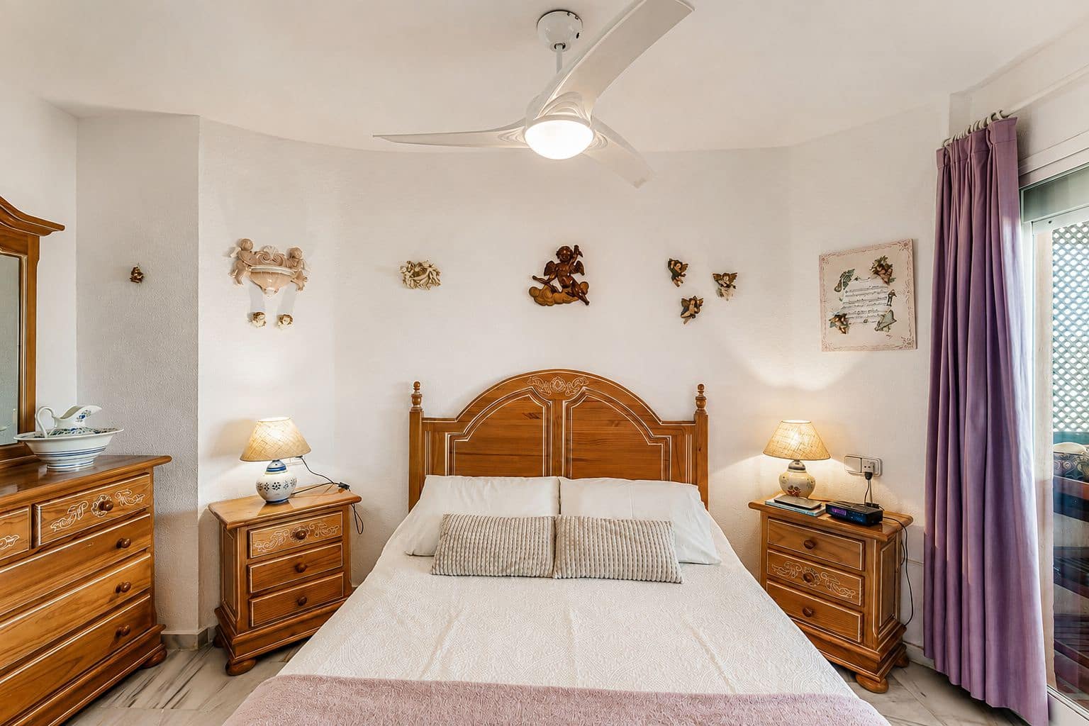 3 bedroom Apartment for sale in Sitio de Calahonda - € 470,000 (Ref: 9983141)