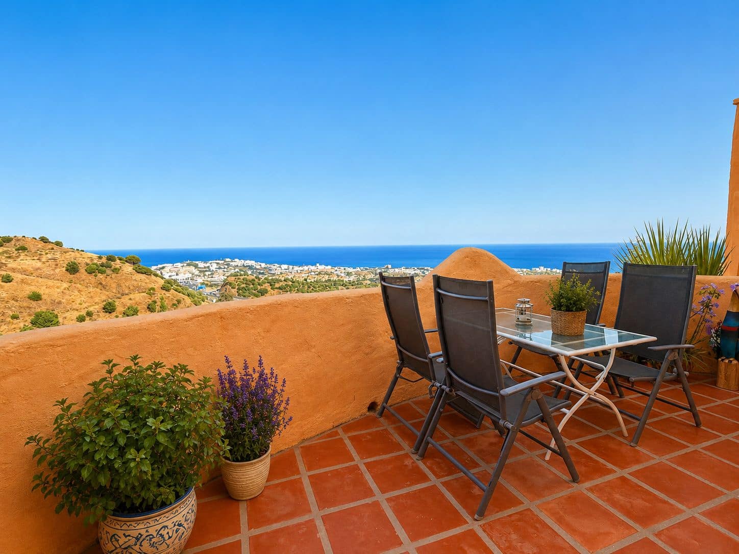 3 bedroom Apartment for sale in Sitio de Calahonda - € 470,000 (Ref: 9983141)