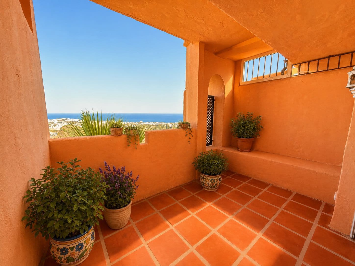 3 bedroom Apartment for sale in Sitio de Calahonda - € 470,000 (Ref: 9983141)