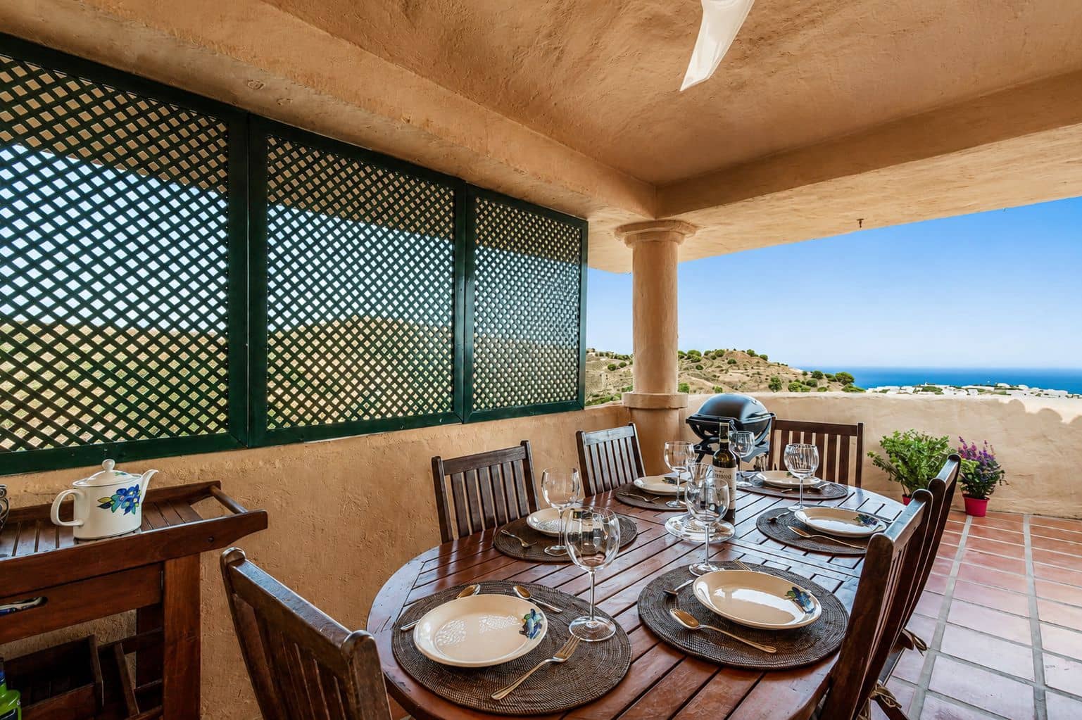 3 bedroom Apartment for sale in Sitio de Calahonda - € 470,000 (Ref: 9983141)