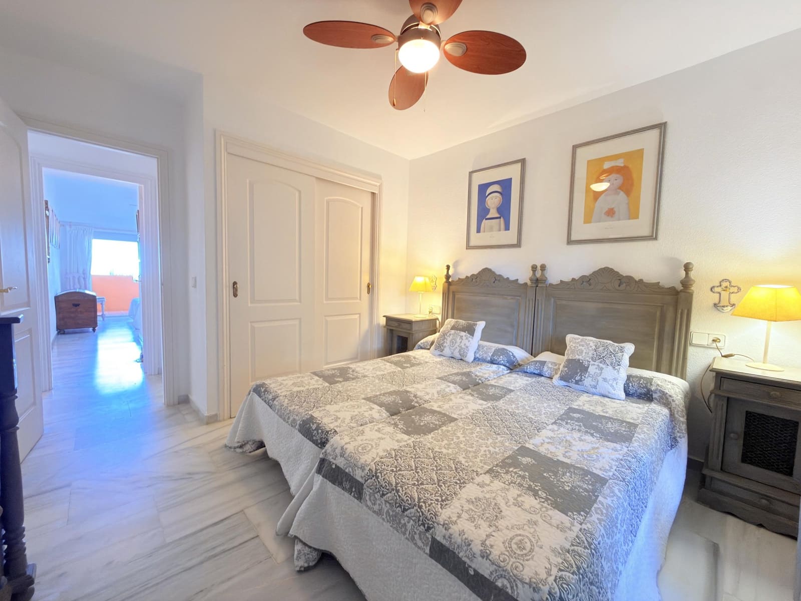 3 bedroom Apartment for sale in Sitio de Calahonda - € 470,000 (Ref: 9983141)