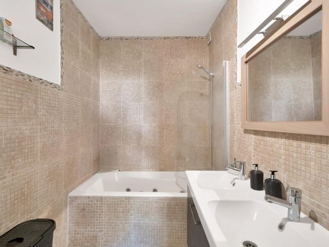 6 soverom Villa til salgs i Ojen med garasje - € 680 000 (Ref: 9990874)