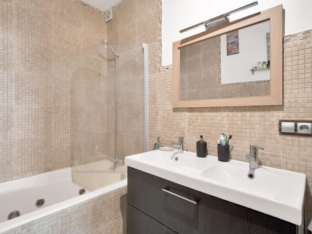 6 soverom Villa til salgs i Ojen med garasje - € 680 000 (Ref: 9990874)