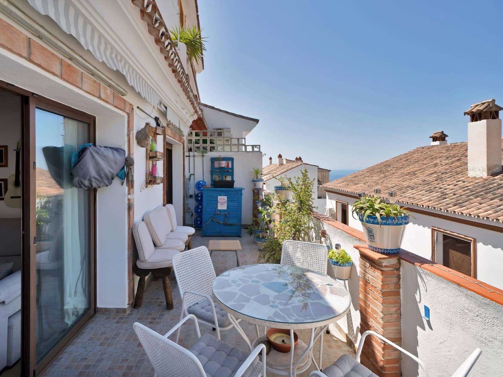 6 soveværelse Villa til salg i Ojen med garage - € 680.000 (Ref: 9990874)