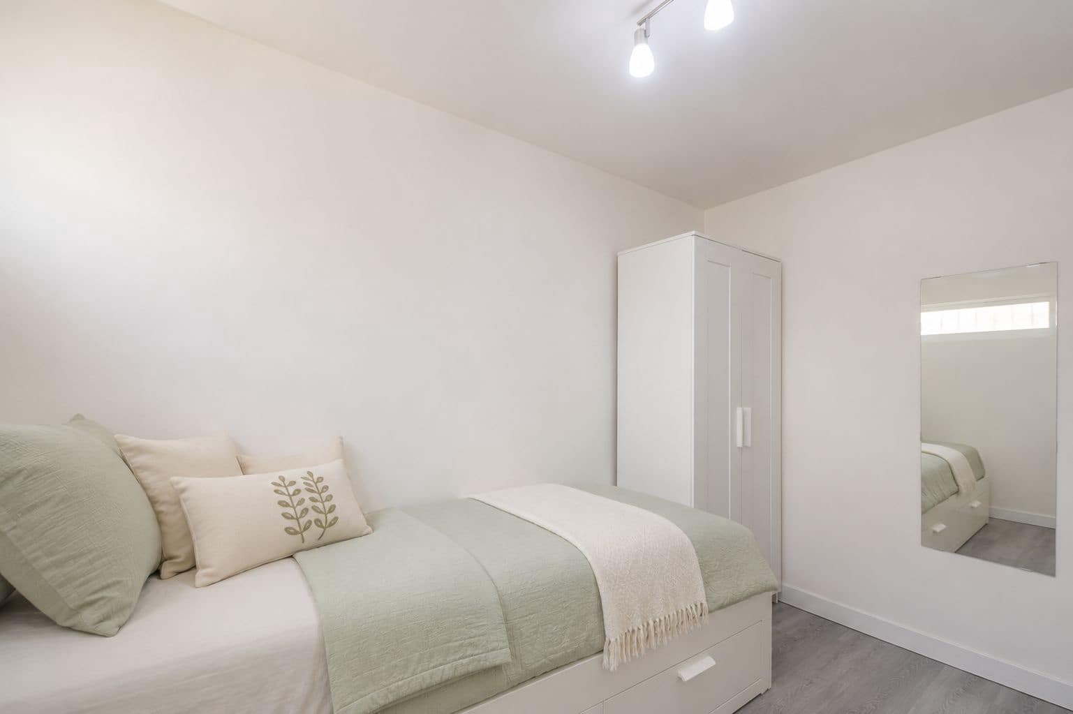 2 soverom Leilighet til salgs i Benalmadena med svømmebasseng garasje - € 350 000 (Ref: 9997240)