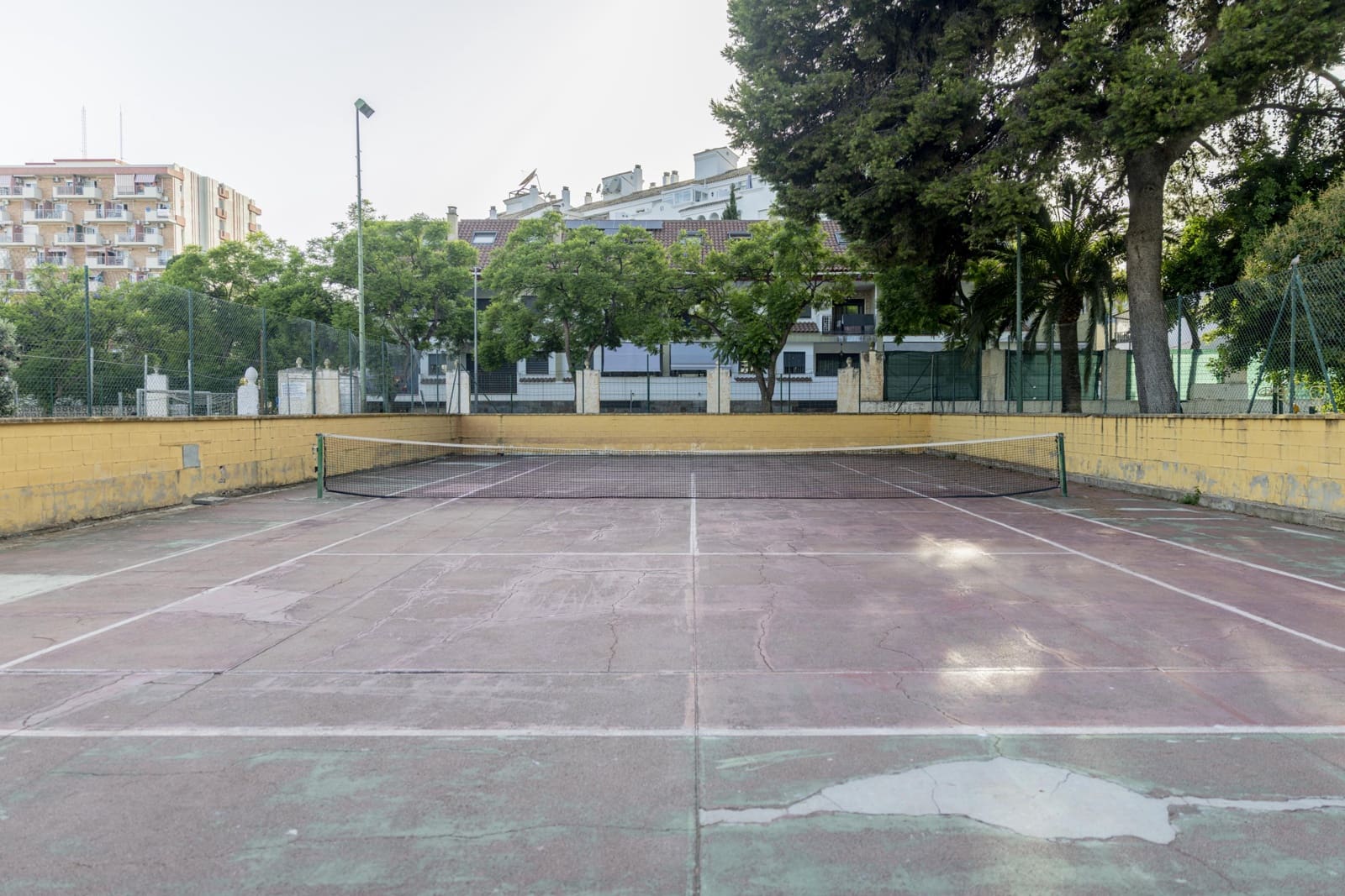 2 soverom Leilighet til salgs i Benalmadena med svømmebasseng garasje - € 350 000 (Ref: 9997240)