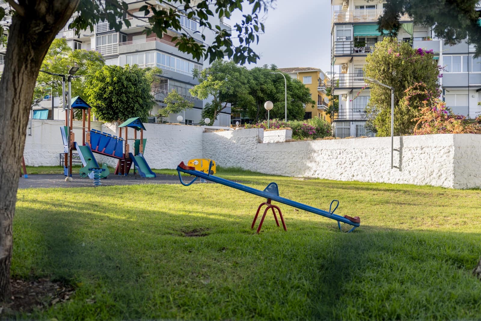 2 soverom Leilighet til salgs i Benalmadena med svømmebasseng garasje - € 350 000 (Ref: 9997240)