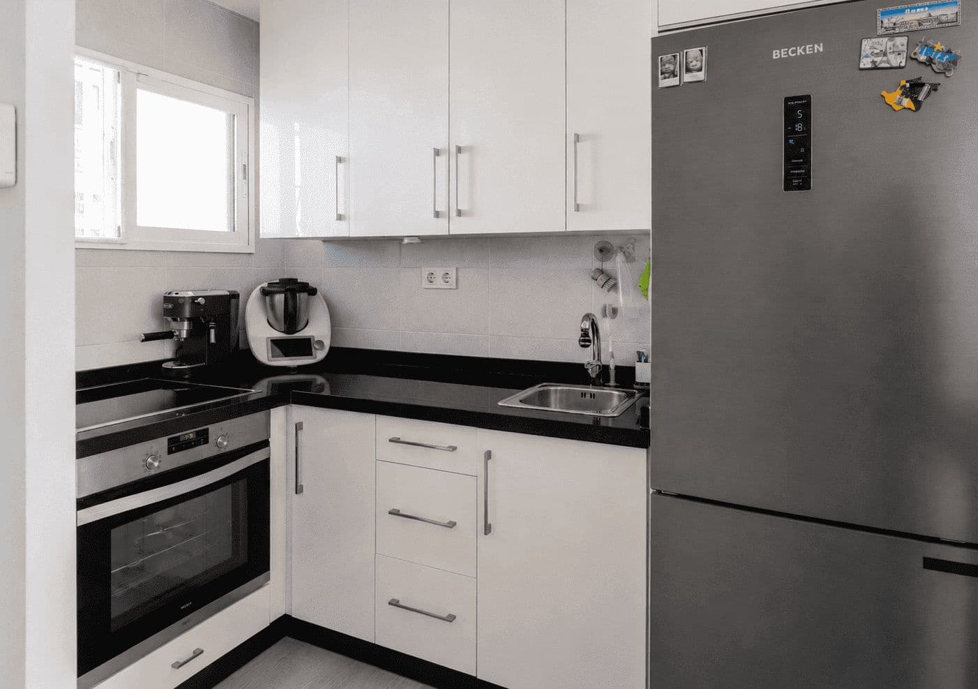 2 bedroom Apartment for sale in Benalmadena with pool garage - € 337,000 (Ref: 9997240)
