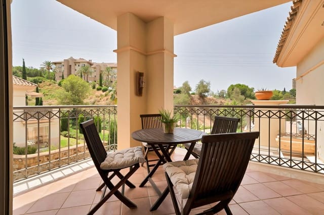 Appartement de 3 chambres à louer à Río Real, Marbella avec piscine garage - 2 000 € (Ref: 9998938)
