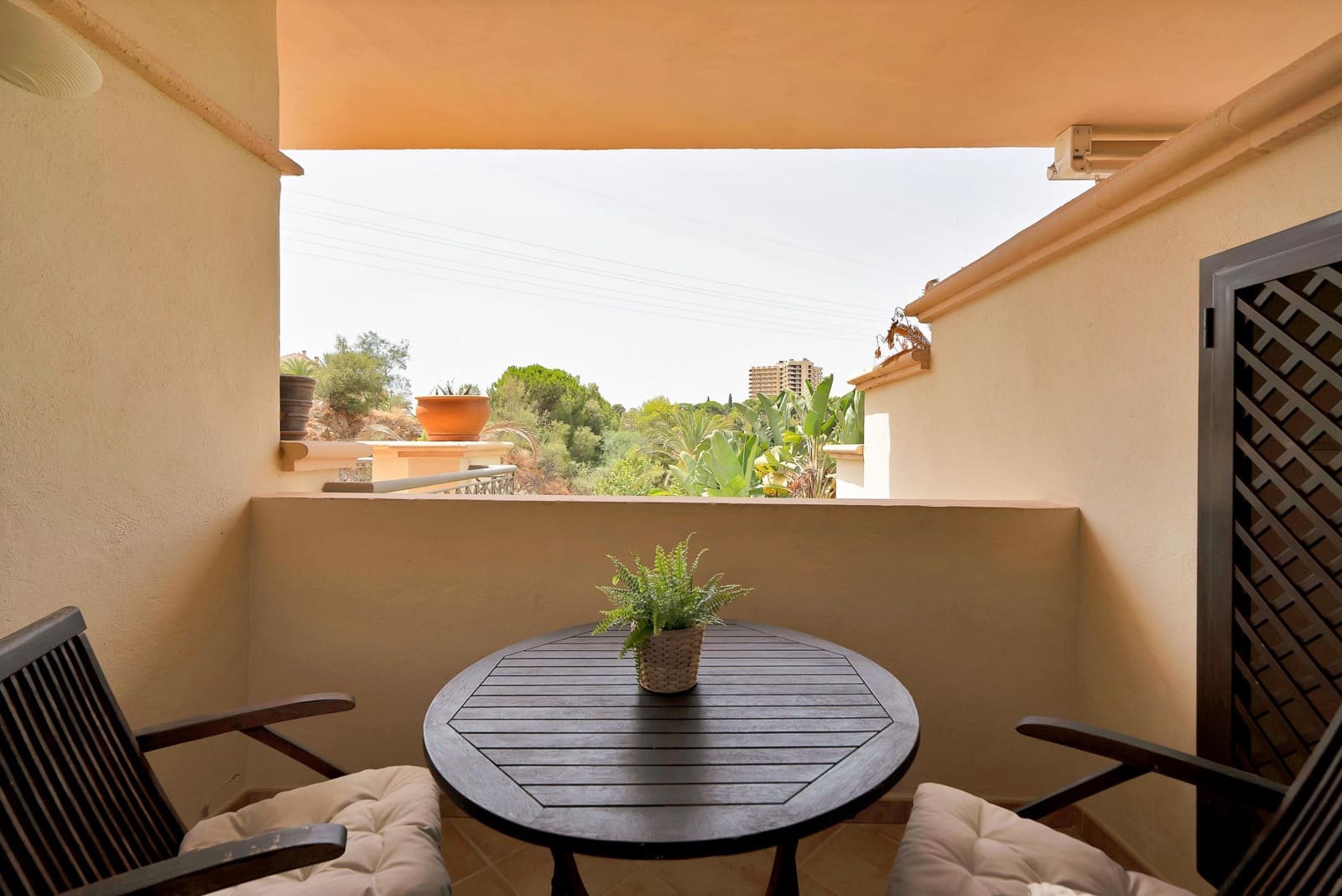 Appartement de 3 chambres à louer à Rio Real avec piscine garage - 2 000 € (Ref: 9998938)