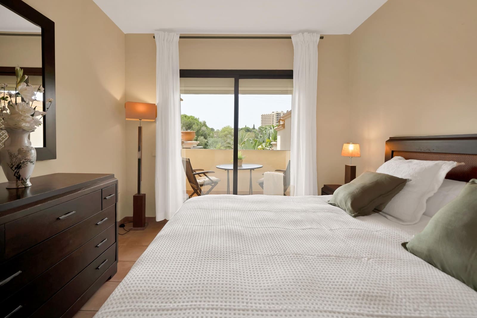 Appartement de 3 chambres à louer à Rio Real avec piscine garage - 2 000 € (Ref: 9998938)