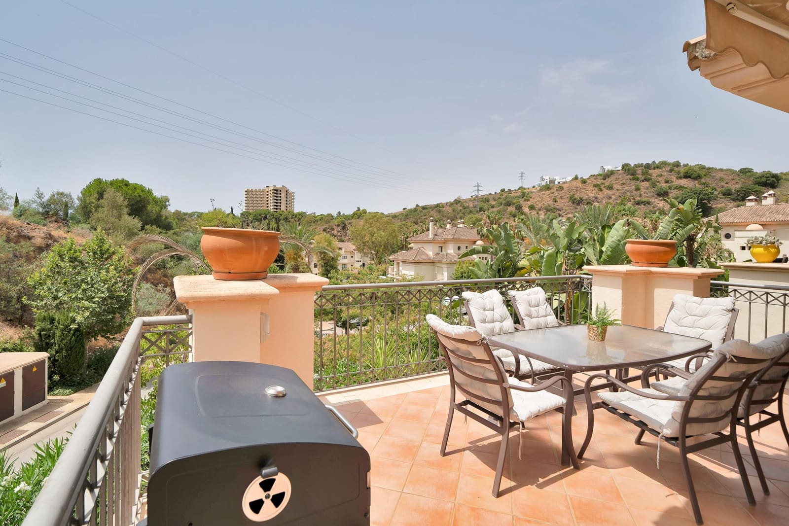 3 bedroom Apartment for rent in Rio Real with pool garage - € 2,000 (Ref: 9998938)