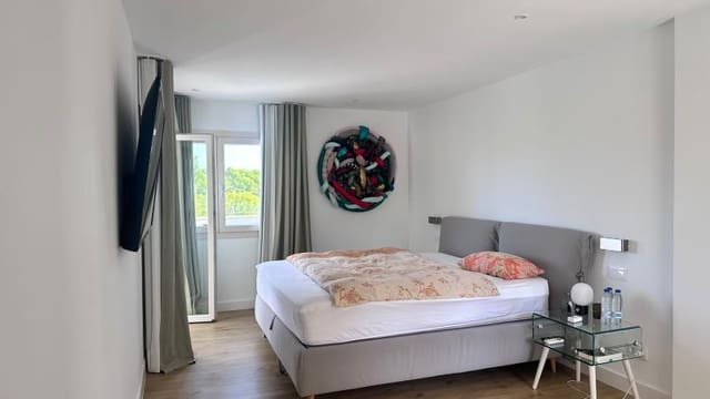 4 soveværelse Villa til salg i Santa Ponsa, Calvià med swimmingpool garage - € 2.600.000 (Ref: 10154017)