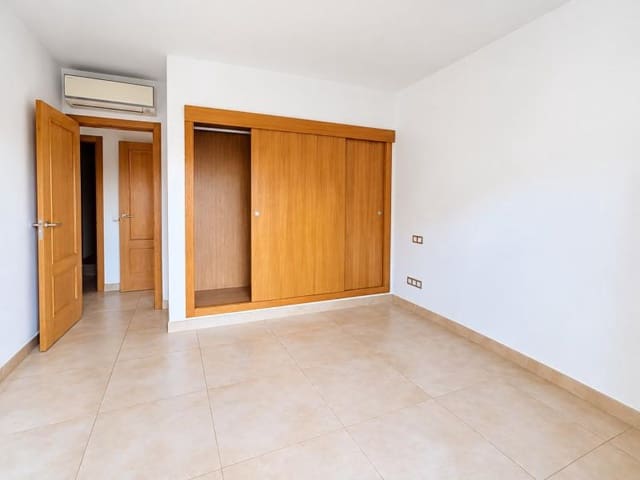 4 soverom Leilighet til salgs i Santa Ponsa, Calvià med svømmebasseng garasje - € 990 000 (Ref: 10165393)