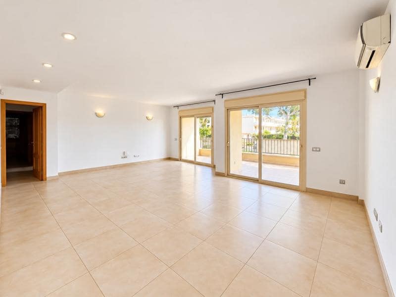 4 chambre Appartement à vendre à Santa Ponsa avec piscine garage - 990 000 € (Ref: 10165393)