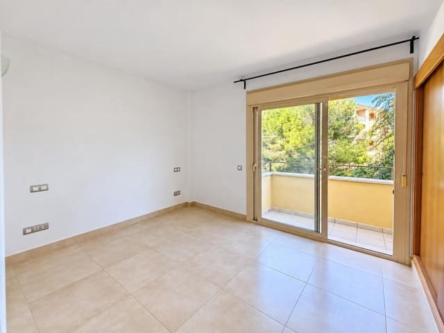 4 soverom Leilighet til salgs i Santa Ponsa, Calvià med svømmebasseng garasje - € 990 000 (Ref: 10165393)