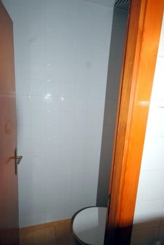 Kaupallinen myytävänä paikassa Santa Ponsa, Calvià - 130 000 € (Ref: 1717689)