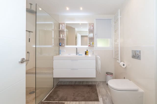 2 soverom Leilighet til salgs i Santa Ponsa, Calvià med svømmebasseng - € 735 000 (Ref: 3363949)