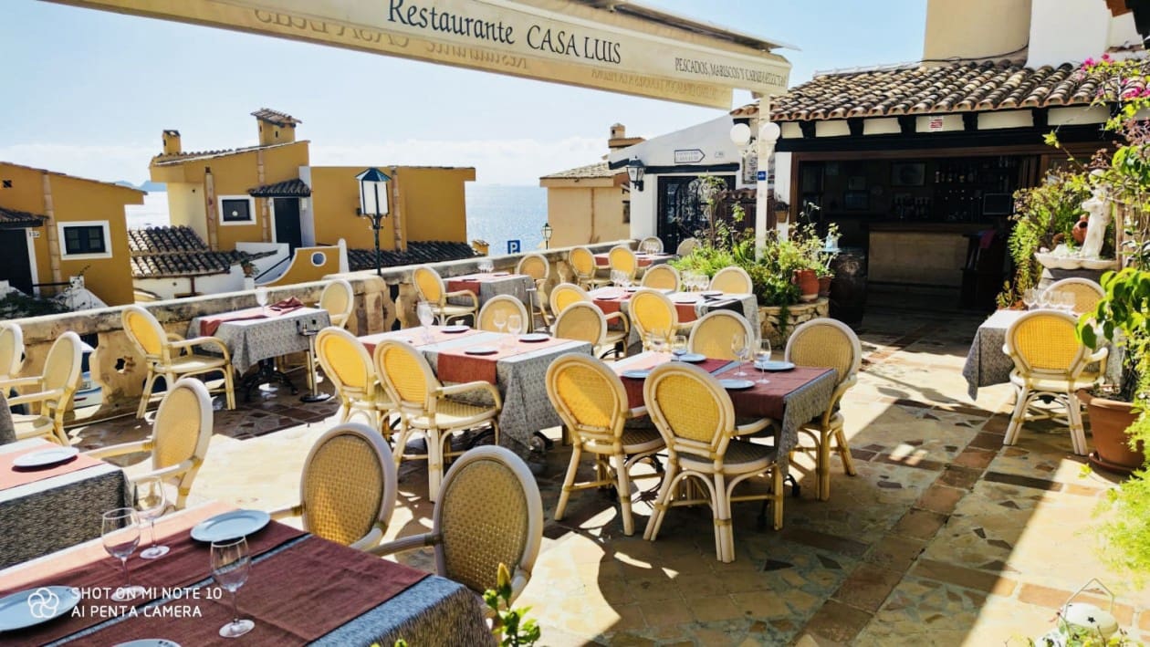 Kommersiell till salu i Cala Fornells - 950 000 € (Ref: 4002821)