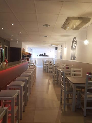 4 sypialnia Komercyjne na sprzedaż w Vilafranca de Bonany - 795 000 € (Ref: 4978449)