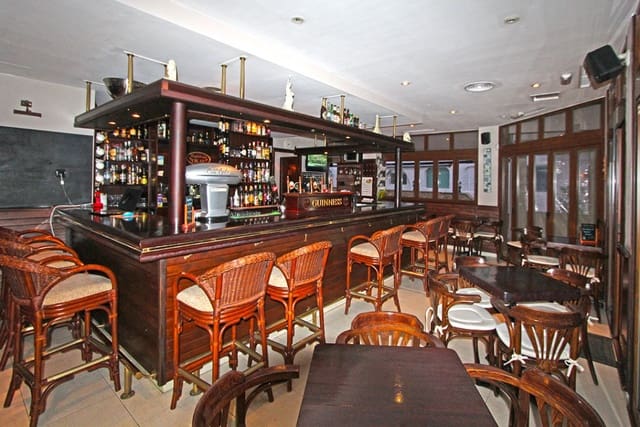 Commerciale in vendita in Santa Ponsa, Calvià - 950.000 € (Rif: 5658483)