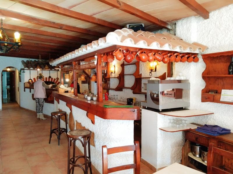 Erhverv til salg i Santa Ponsa - € 220.000 (Ref: 7319987)