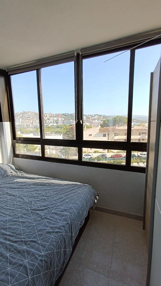 Apartment zu verkaufen in Santa Ponsa mit Pool - 225.000 € (Ref: 7740463)