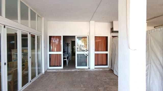 Commercieel te koop in Peguera / Paguera, Calvià - € 191.000 (Ref: 7750616)